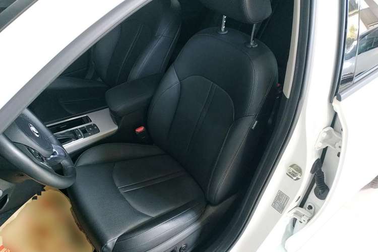 Used Kia K5 New Energy 2018 2.0L ZhiZun Edition Left Front Seat