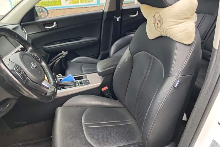 Used Kia K5 New Energy 2018 2.0L ZhiZun Edition Left Front Seat