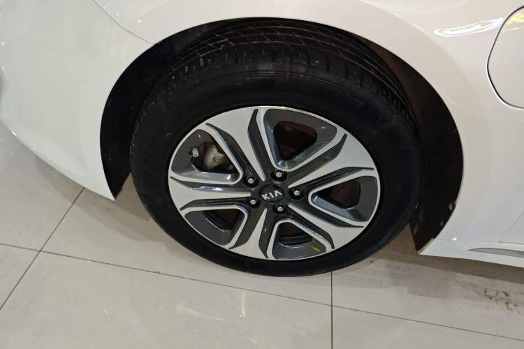 Used Kia K5 New Energy 2018 2.0L Smart Enjoyment Version Left Front Wheel Hub
