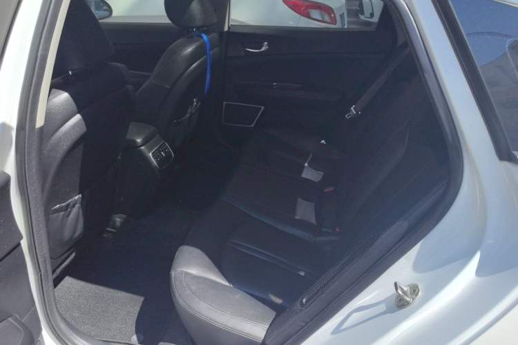 Used Kia K5 New Energy 2018 2.0L Smart Enjoyment Version Left Rear Seat