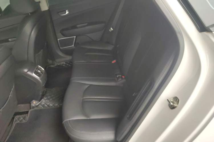 Used Kia K5 New Energy 2018 2.0L Smart Enjoyment Version Left Rear Seat