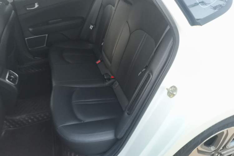 Used Kia K5 New Energy 2018 2.0L Smart Enjoyment Version Left Rear Seat