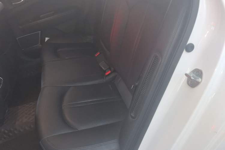 Used Kia K5 New Energy 2018 2.0L Smart Enjoyment Version Left Rear Seat