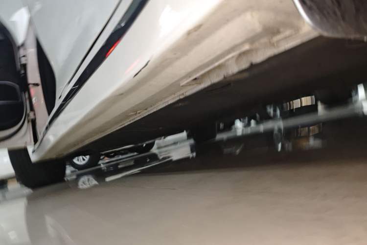 Used Kia K5 New Energy 2018 2.0L Smart Enjoyment Version Left Side Sill