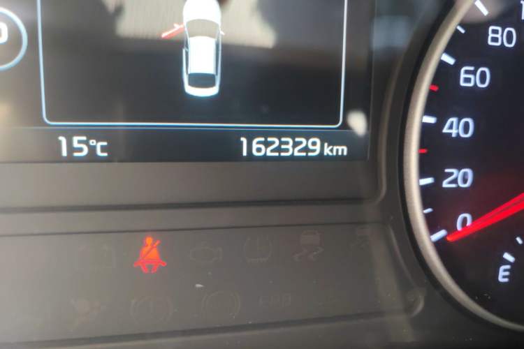 Used Kia K5 New Energy 2018 2.0L Smart Enjoyment Version Odometer Close Up