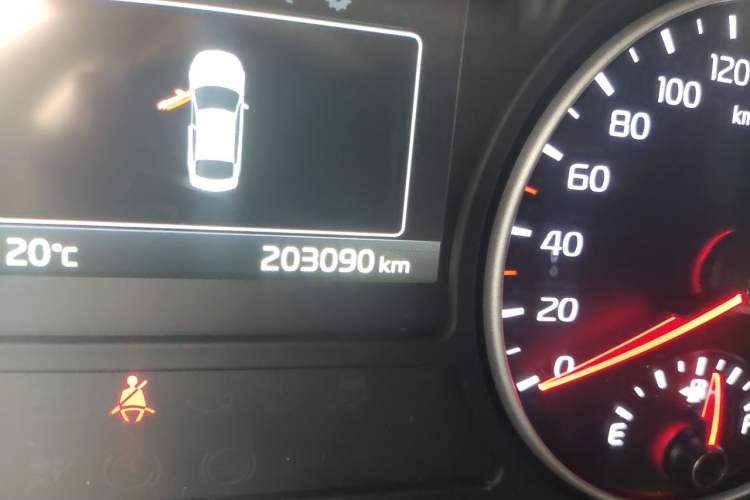 Used Kia K5 New Energy 2018 2.0L Smart Enjoyment Version Odometer Close Up