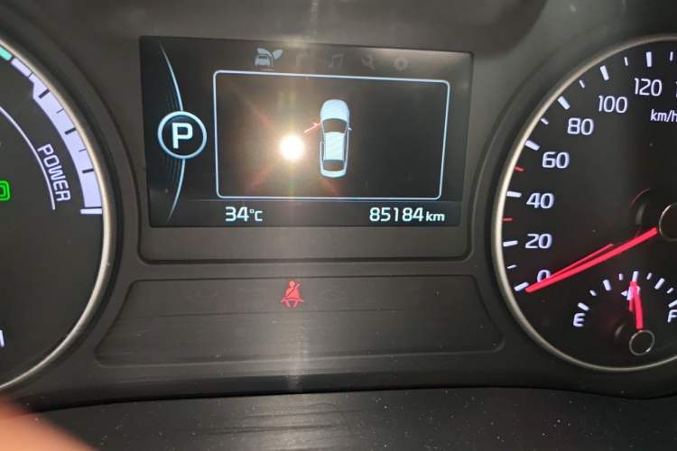 Used Kia K5 New Energy 2018 2.0L Smart Enjoyment Version Odometer Close Up