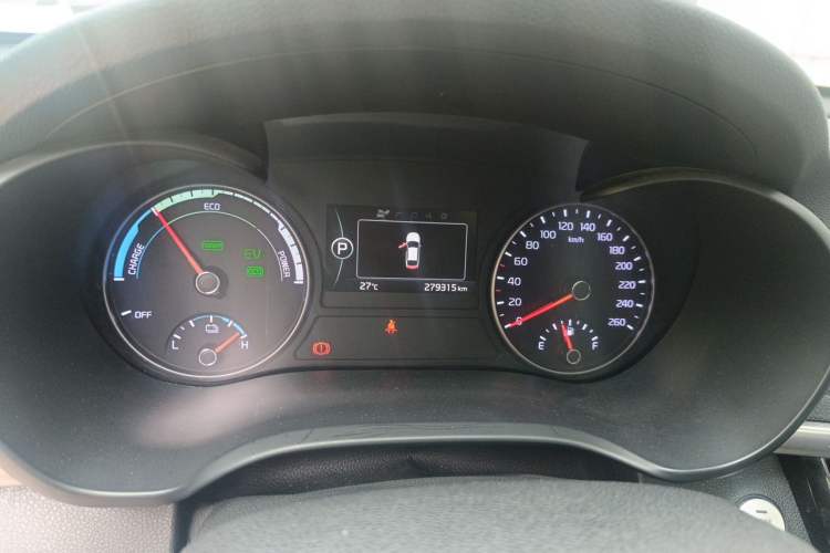 Used Kia K5 New Energy 2018 2.0L Smart Enjoyment Version Odometer Close Up