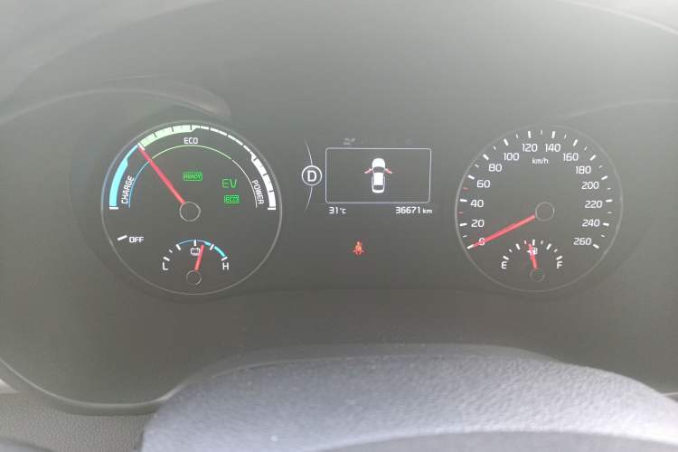 Used Kia K5 New Energy 2018 2.0L Smart Enjoyment Version Odometer Close Up