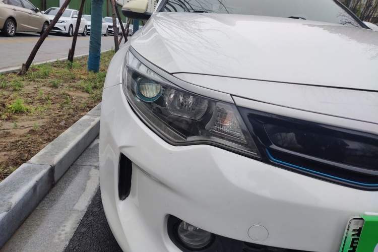 Used Kia K5 New Energy 2018 2.0L Smart Enjoyment Version Right Front Headlight