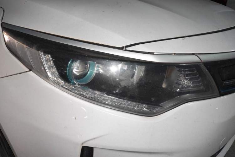 Used Kia K5 New Energy 2018 2.0L Smart Enjoyment Version Right Front Headlight
