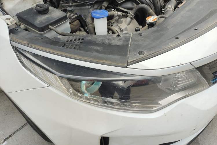 Used Kia K5 New Energy 2018 2.0L Smart Enjoyment Version Right Front Headlight