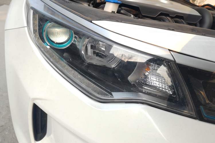 Used Kia K5 New Energy 2018 2.0L Smart Enjoyment Version Right Front Headlight