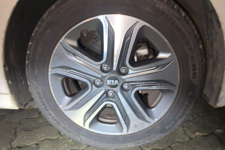 Used Kia K5 New Energy 2018 2.0L Smart Enjoyment Version Right Front Wheel Hub