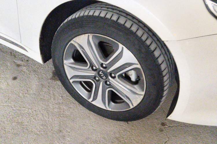 Used Kia K5 New Energy 2018 2.0L Smart Enjoyment Version Right Front Wheel Hub