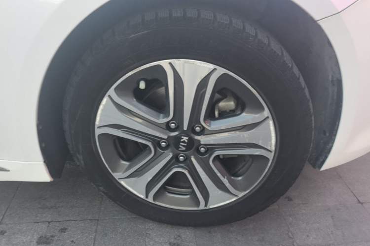 Used Kia K5 New Energy 2018 2.0L Smart Enjoyment Version Right Front Wheel Hub