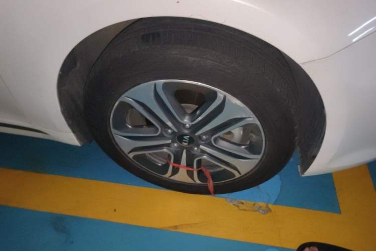 Used Kia K5 New Energy 2018 2.0L Smart Enjoyment Version Right Front Wheel Hub