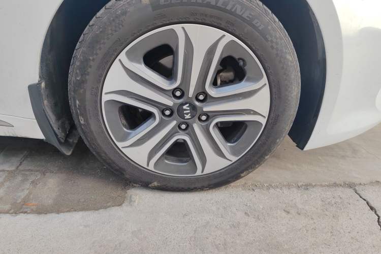 Used Kia K5 New Energy 2018 2.0L Smart Enjoyment Version Right Front Wheel Hub