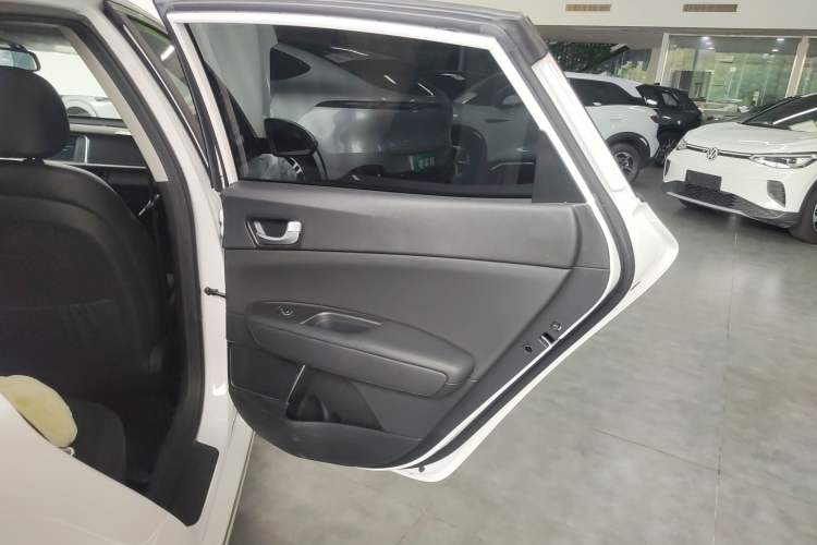 Used Kia K5 New Energy 2018 2.0L Smart Enjoyment Version Right Rear Door Interior