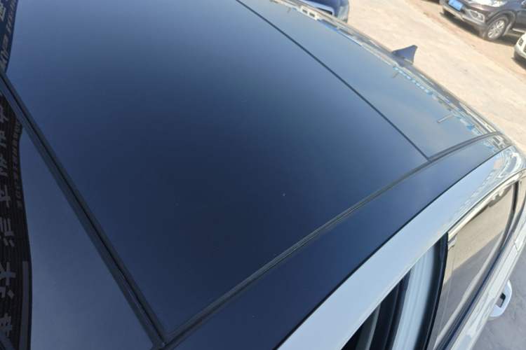 Used Kia K5 New Energy 2018 2.0L ZhiZun Edition Roof