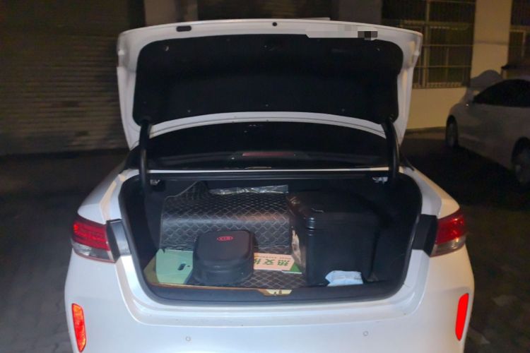 Used Kia K5 New Energy 2018 2.0L Smart Enjoyment Version Trunk