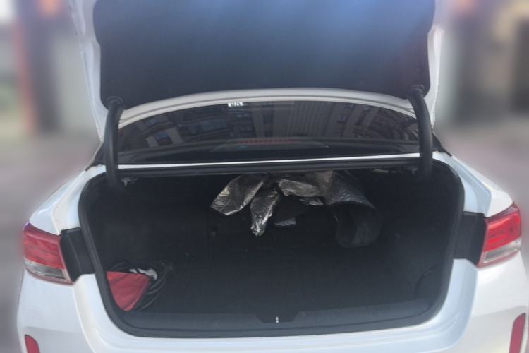 Used Kia K5 New Energy 2018 2.0L Smart Enjoyment Version Trunk