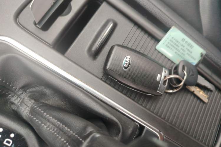 Used Kia K5 New Energy 2018 2.0L Smart Enjoyment Version Vehicle Key