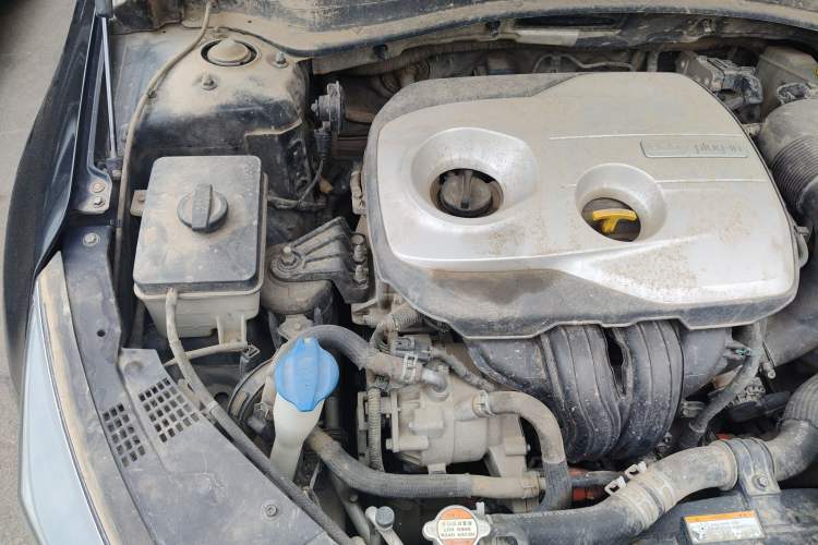 Used Kia K5 New Energy 2019 2.0L GLS Engine Bay Right