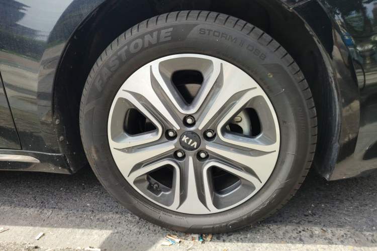 Used Kia K5 New Energy 2019 2.0L GLS Right Front Wheel Hub