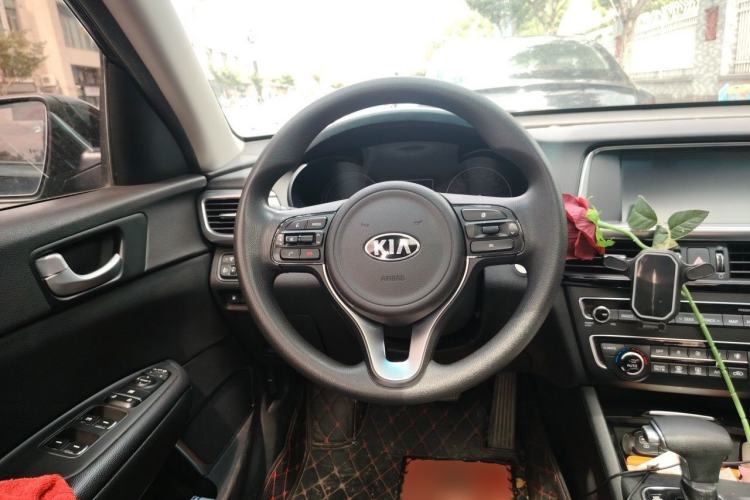 Used Kia K5 New Energy 2019 2.0L GLS Steering Wheel