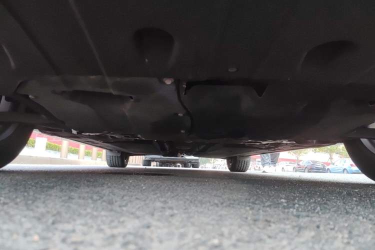 Used Kia K5 New Energy 2019 2.0L GLS Chassis Front