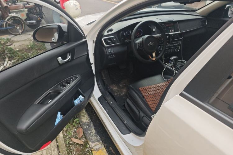 Used Kia K5 New Energy 2019 2.0L GLS Driver Seat