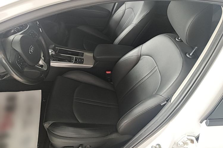 Used Kia K5 New Energy 2019 2.0L LUX Left Front Seat