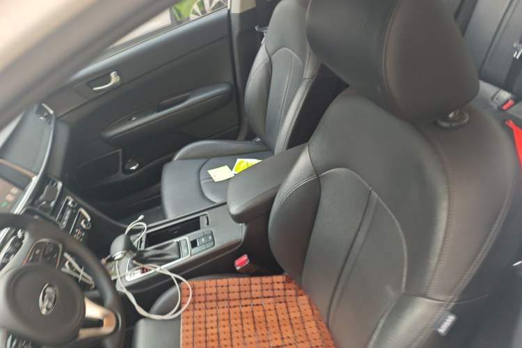 Used Kia K5 New Energy 2019 2.0L GLS Left Front Seat