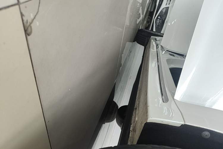 Used Kia K5 New Energy 2019 2.0L LUX Right Side Sill