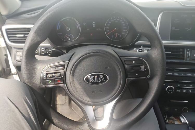Used Kia K5 New Energy 2019 2.0L GLS Steering Wheel