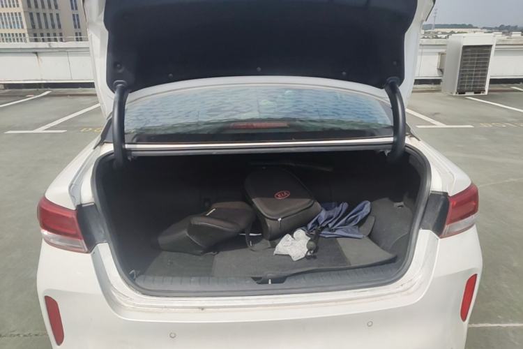 Used Kia K5 New Energy 2019 2.0L GLS Trunk