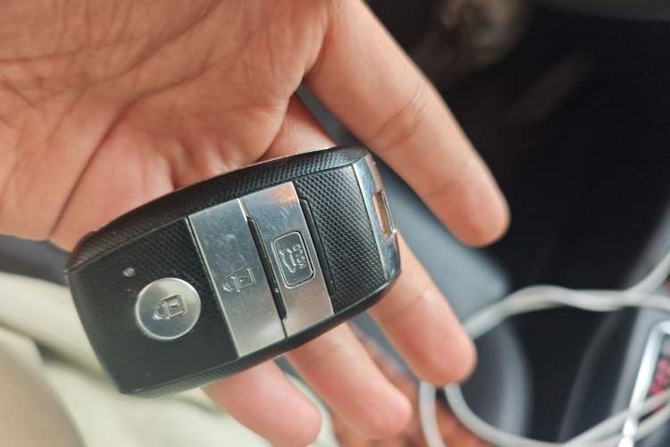 Used Kia K5 New Energy 2019 2.0L GLS Vehicle Key