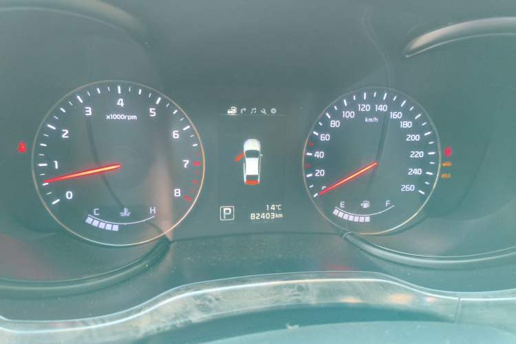 Used Kia K9 2015 3.8L Luxury Edition Instrument Cluster