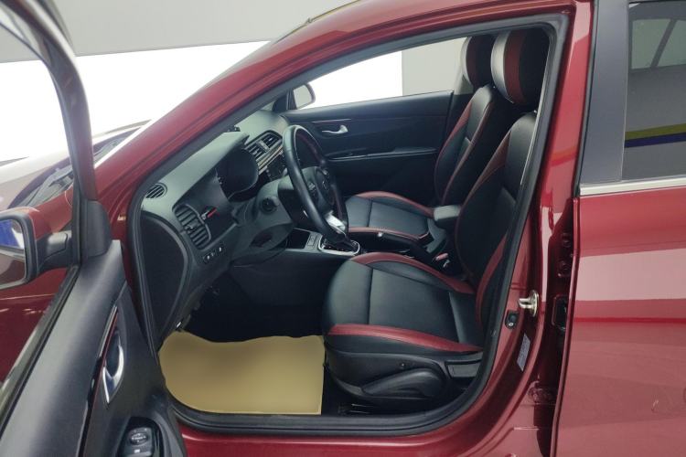 Used Kia KX Cross 2018 1.6L Automatic Dynamic Sunroof Version Left Front Seat