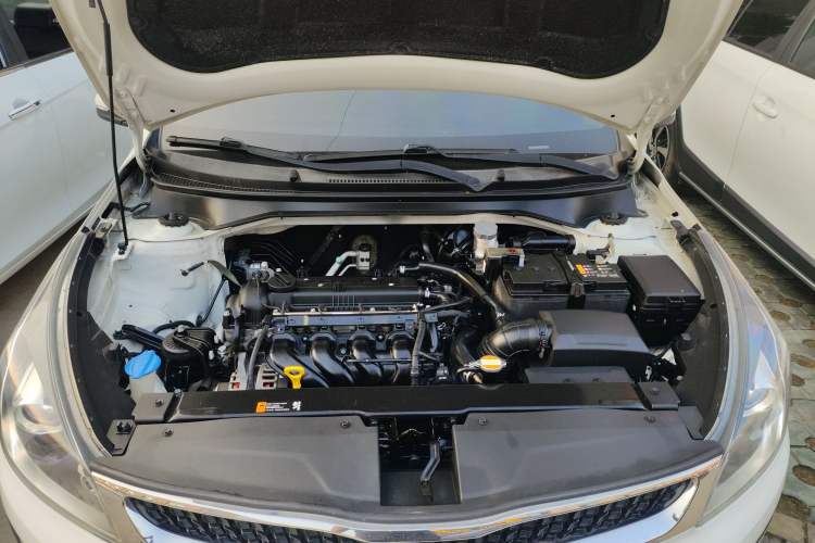 Used Kia KX Cross 2018 1.6L Automatic Dynamic Sunroof Version Engine Bay