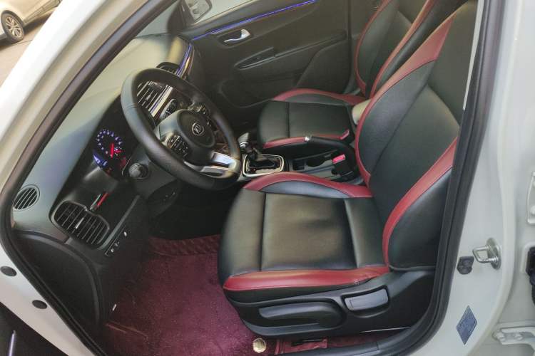 Used Kia KX Cross 2018 1.6L Automatic Dynamic Sunroof Version Left Front Seat