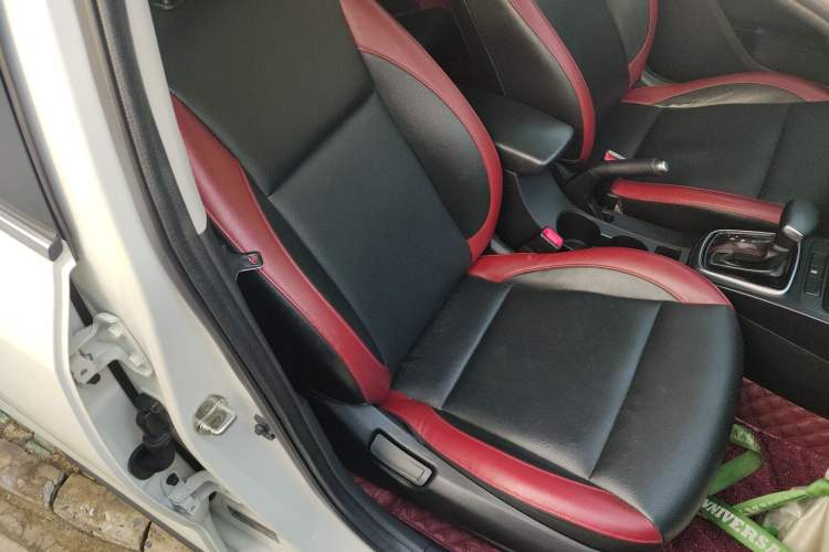 Used Kia KX Cross 2018 1.6L Automatic Dynamic Sunroof Version Right Front Seat