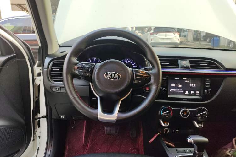 Used Kia KX Cross 2018 1.6L Automatic Dynamic Sunroof Version Steering Wheel