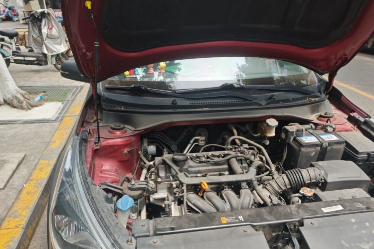 Used Kia KX Cross 2017 1.4L AT GLS Engine Bay Right