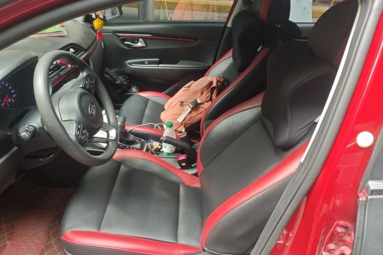 Used Kia KX Cross 2017 1.4L AT GLS Left Front Seat
