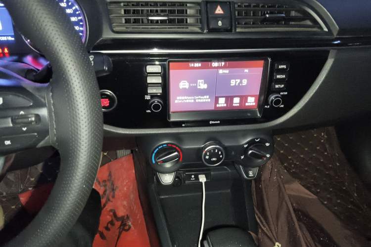 Used Kia KX Cross 2017 1.4L AT GLS Audio And AC Panel