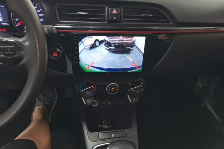 Used Kia KX Cross 2017 1.4L AT GLS Audio And AC Panel