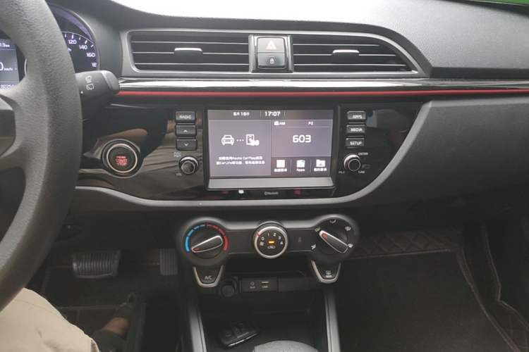 Used Kia KX Cross 2017 1.4L AT GLS Audio And AC Panel
