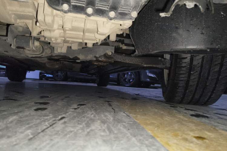 Used Kia KX Cross 2017 1.4L AT GLS Chassis Front Left